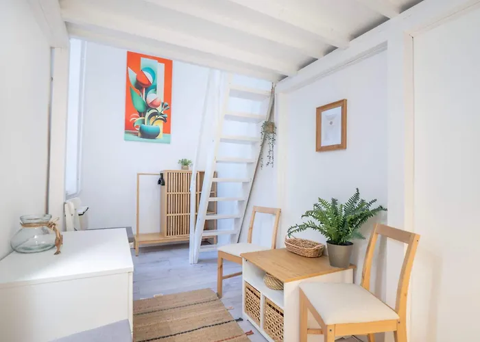 דירה The Almond Loft At Harsfa 31