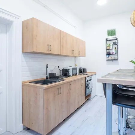 The Almond Loft At Harsfa 31 Appartement *