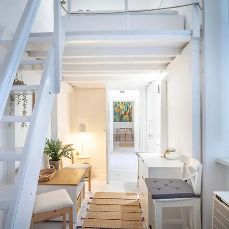 The Almond Loft At Harsfa 31 Lägenhet